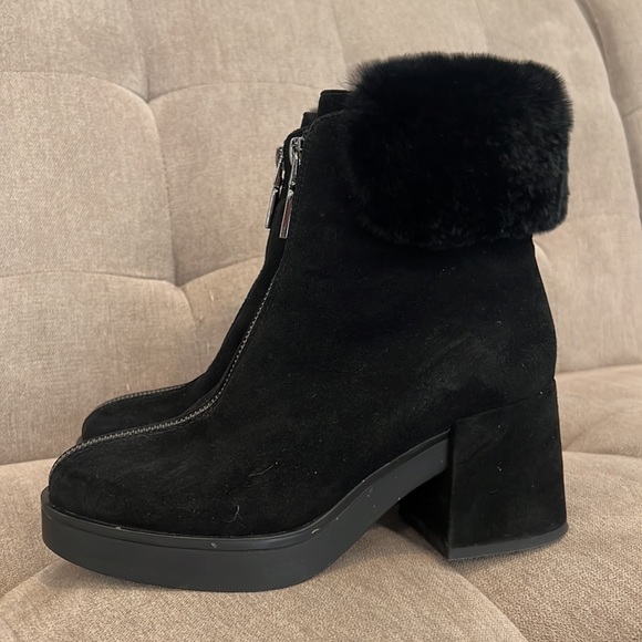 Ukrainian Suede black boots with fur and wool lining - Picture 9 of 14